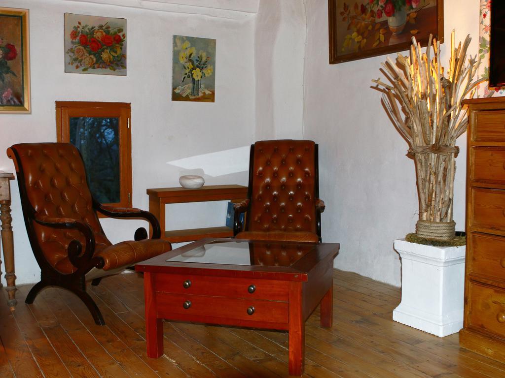 Au "Bon Endroit" Hotell Genebrieres Rum bild